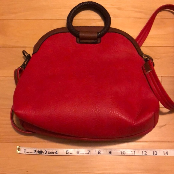 Red bag - Picture 7 of 8